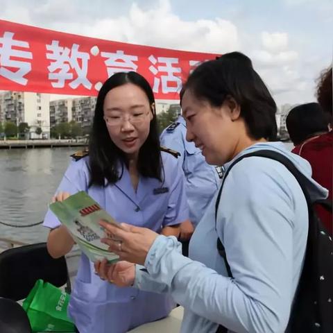 戳穿：正版资料免费资料大全十点半或新奥今天最新资料2025,经济执行方案分析-小心欺诈的甜蜜饵